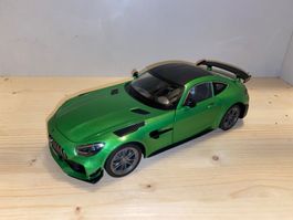 Mercedes AMG GTR 1/18