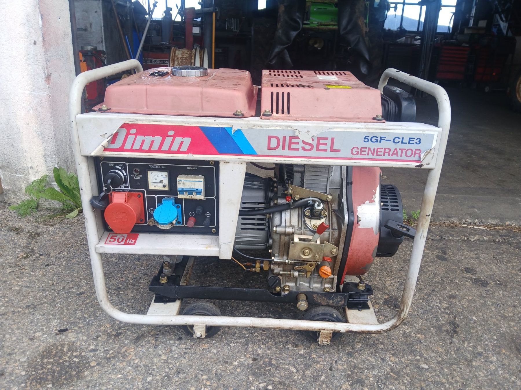 Generatori di corrente: Génératrice 4200W Dimin – Usato da les ponts de martel venduto da Robertjeanmary