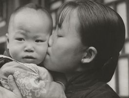 Vintage Fritz Henle sign., Chinese Woman with Baby, China