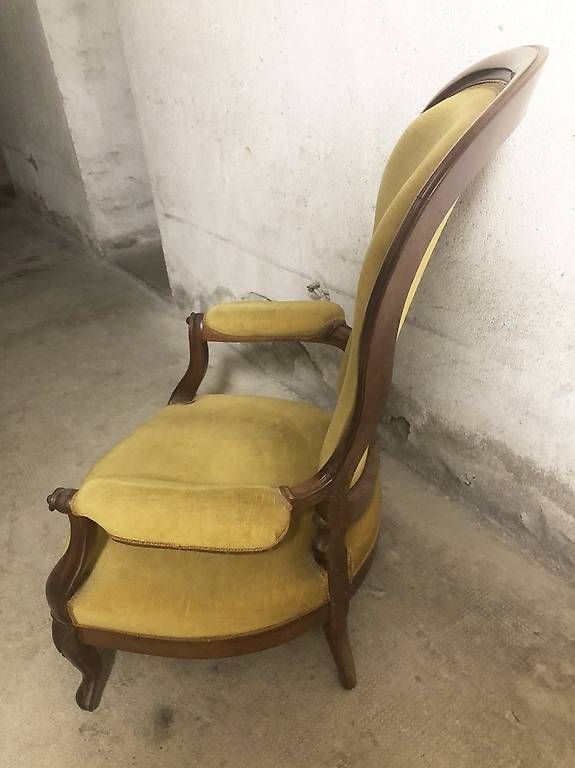 Poltrone: Fauteuil dit Roquillard  jaune moutarde – Usato da LAUSANNE venduto da swisspic 1