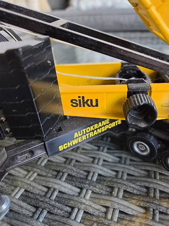 Gru: Siku Kran – Usato da Wigoltingen venduto da Chanti.89 2