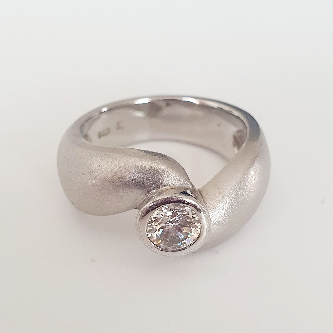 Anelli: Solitär-Spannring ,Ring Silber 925 mit Stein Gr.17,6 mm – Usato da Kreuzlingen venduto da Wunderkiste123 5