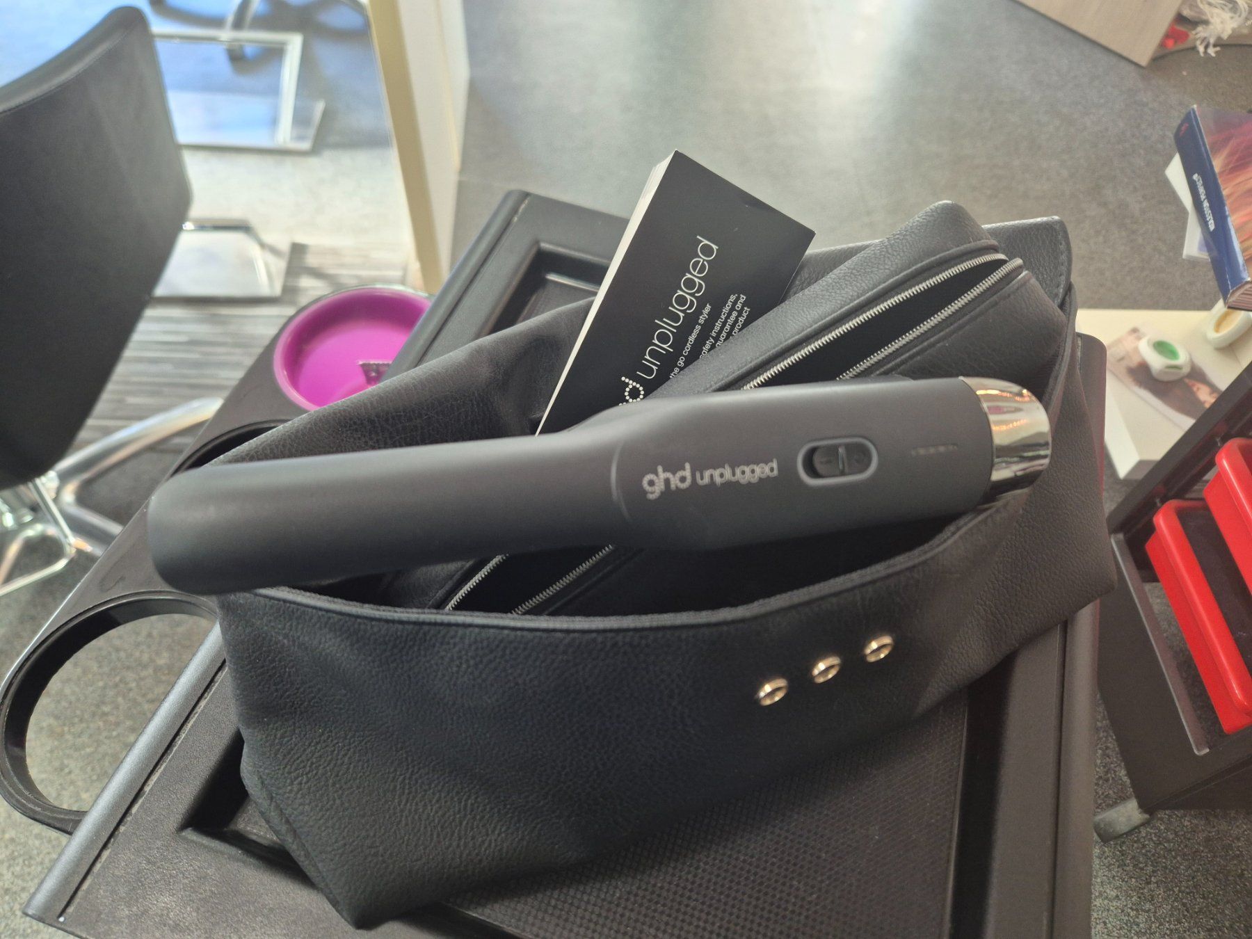 GHD Piastre & Arricciacapelli: Ghd unplugged nuovo – Nuovo e nell'imballaggio originale da Gampel venduto da ven_s5lq