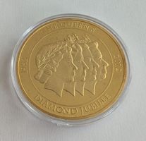 Vergoldete Münze Queen mit Edelstein - 1947