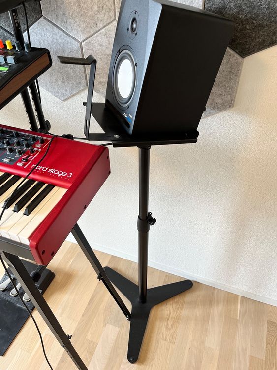 2 x Monitor Stativ von K&M / Lautsprecher-Ständer (Gebraucht) in ...