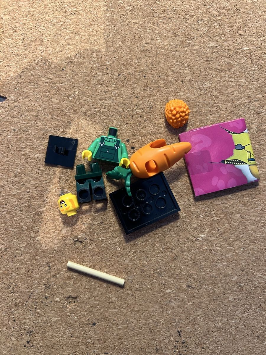 Lego Baukästen: Lego Minifigures serie 24 – Neu (gemäss Beschreibung) aus Giubiasco von Simone927lilla 1