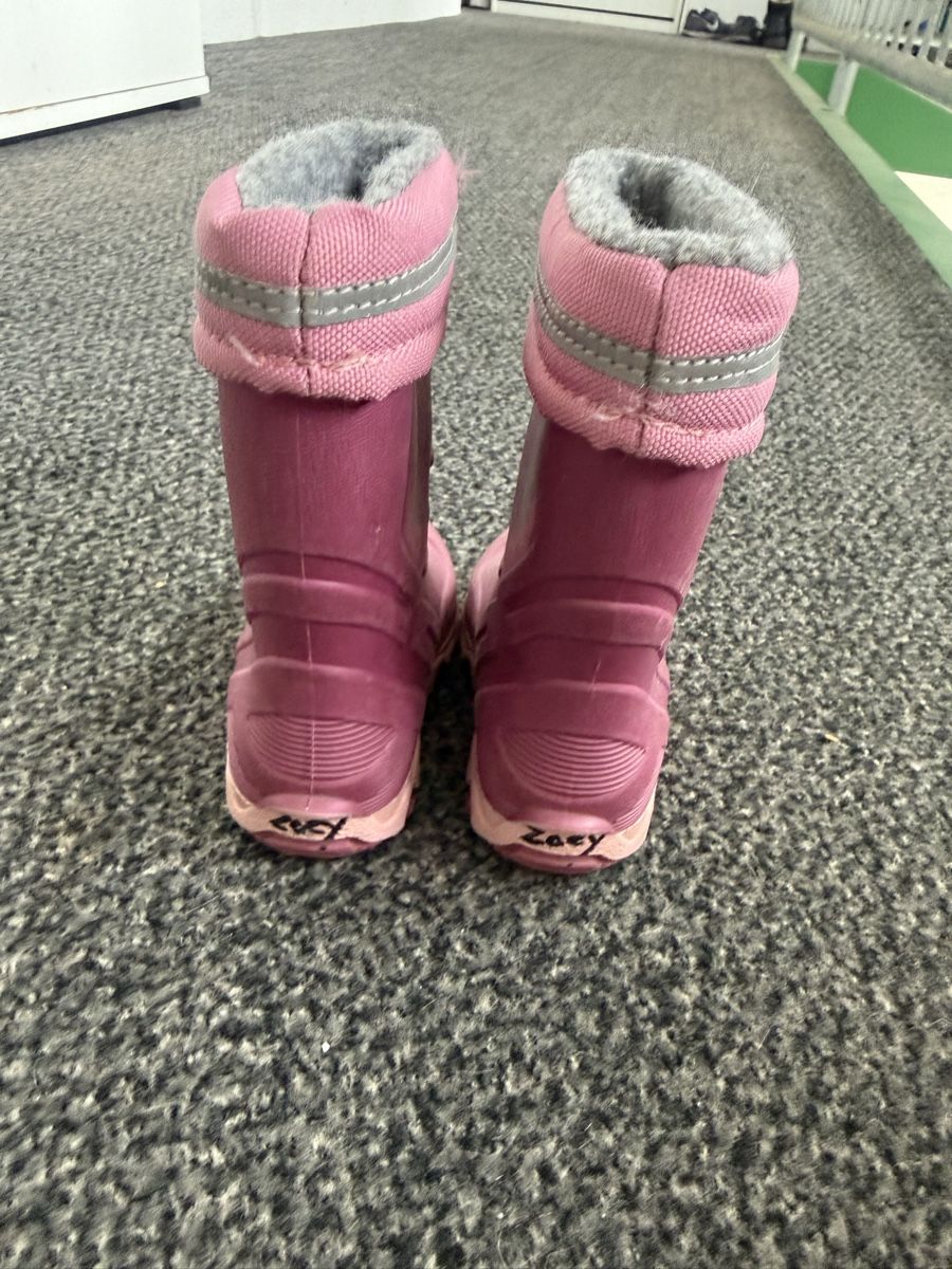 Scarpe per ragazze: Gummistiefel 20 – Usato da Dällikon venduto da RaMona.- 1