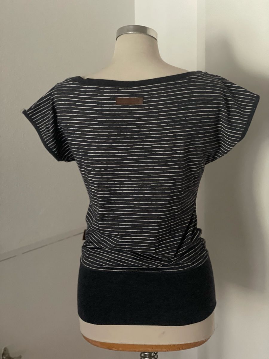 Naketano T-shirt: Naketano Shirt S – Usato da Schaffhausen venduto da marakesch41 3