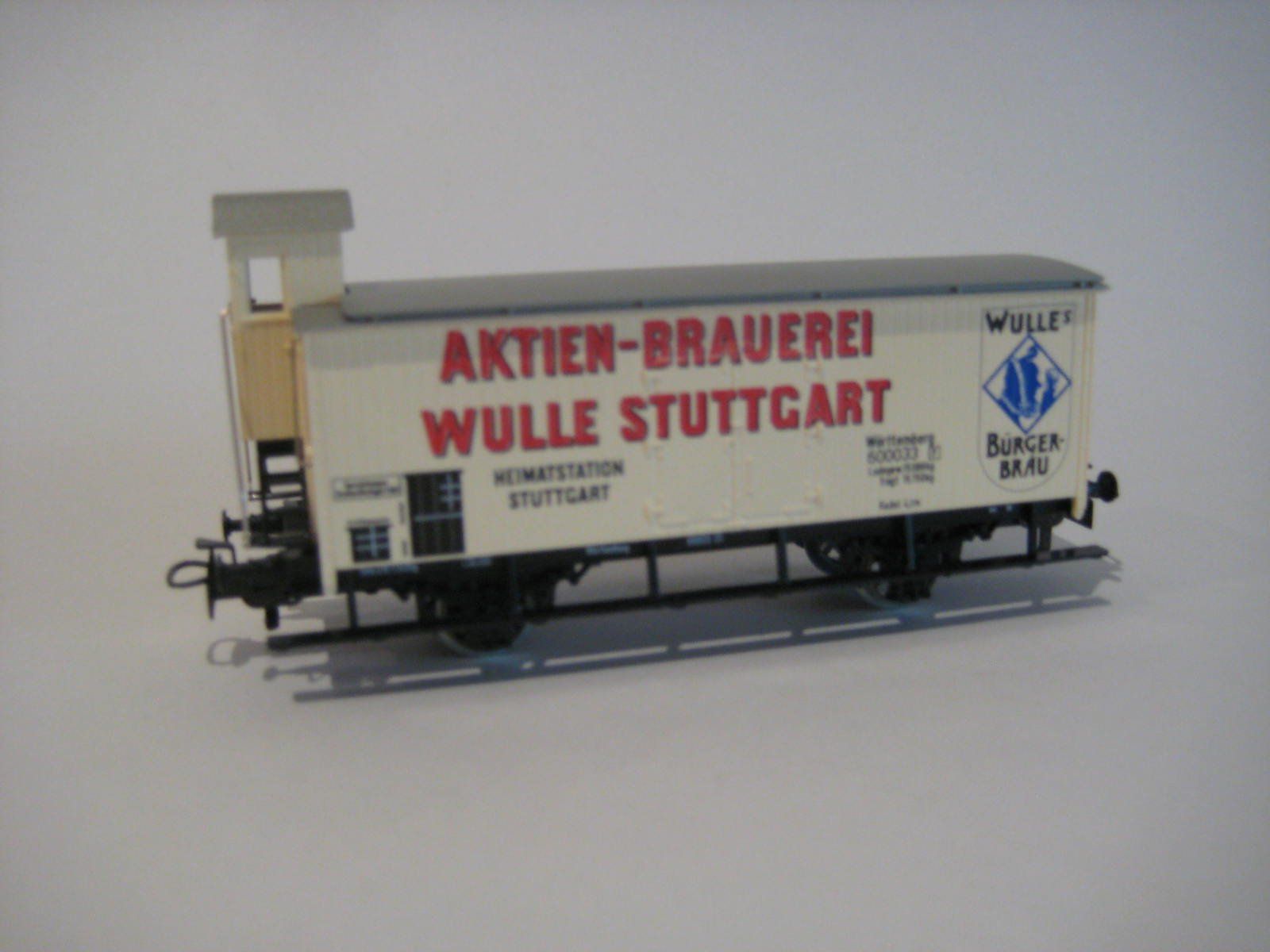Märklin Modellini di ferrovie: Marklin Ho 4 wagons avec cabine de freinage – Nuovo e nell'imballaggio originale da Neuchâtel venduto da Philippeflecherouge 2