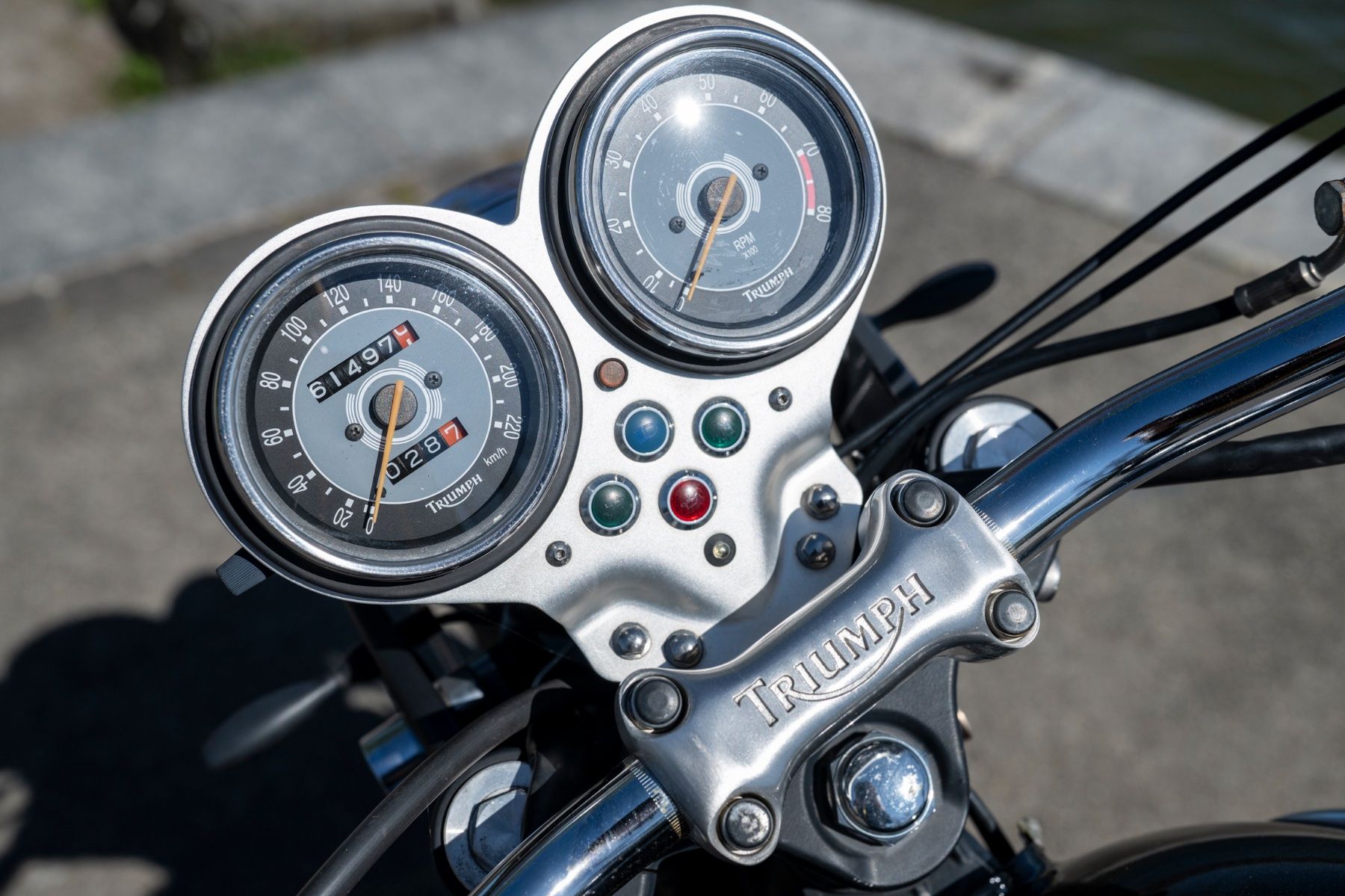 Triumph Strasse: Triumph Bonneville 800 ab Mfk – Gebraucht aus Zürich von Lenzh 1
