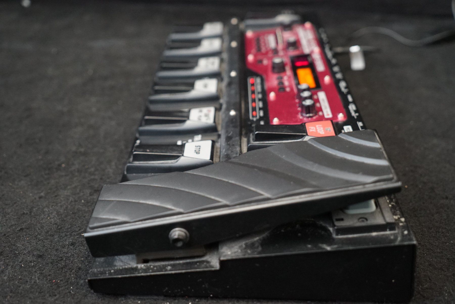 Boss Strumenti musicali: Boss RC-300 - Loop Station mit Netzteil – Usato da Ortschwaben venduto da Musictrade 3