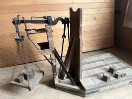 Historische Waage