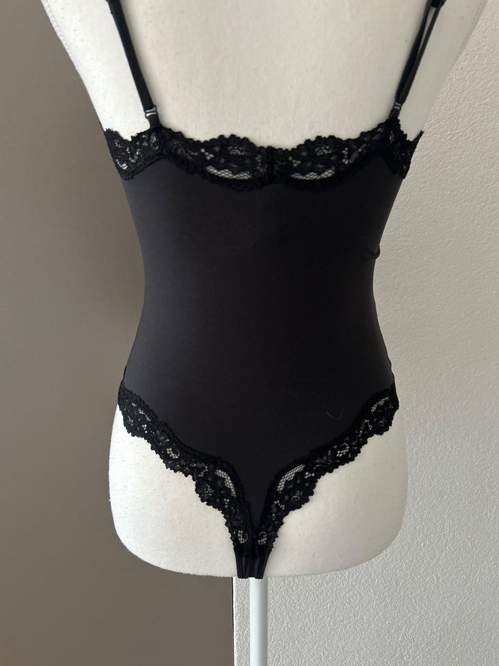 Skims Altra biancheria intima: Body schwarz mit Spitze von Skims  Gr. M – Usato da Brunnen venduto da Nala2929 4