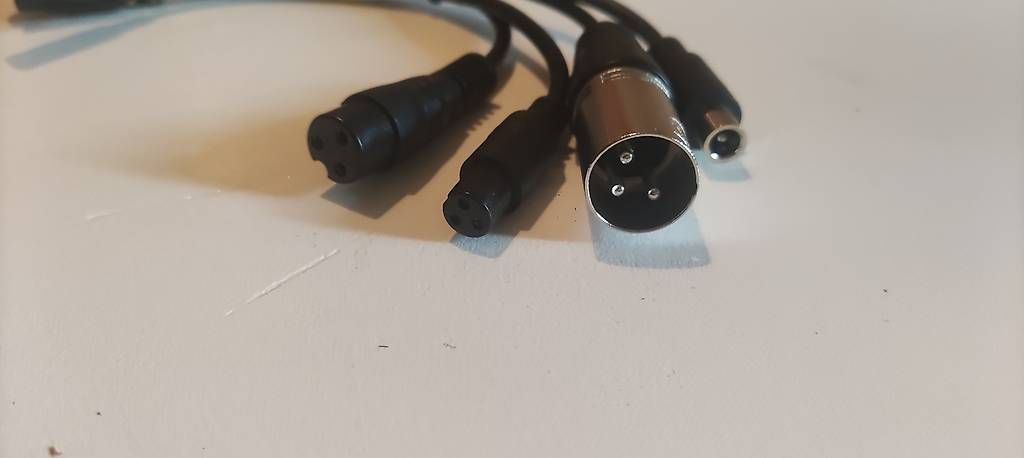 Kickboard: E Scooter Ladegerät 48V 2A mit 4 Adapter Neu! – Nuovo e nell'imballaggio originale da BASEL venduto da E-Bro.Electro 1