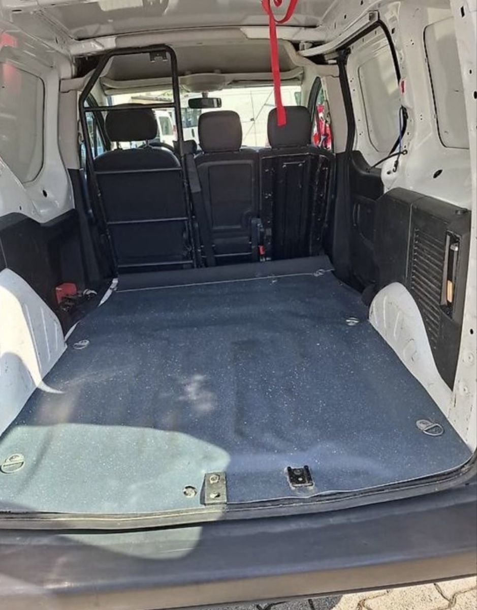 Citroën Veicoli commerciali: Citroen Berlingo Cargo 1.6i – Usato da Dotzigen venduto da Xander_Windwood 2