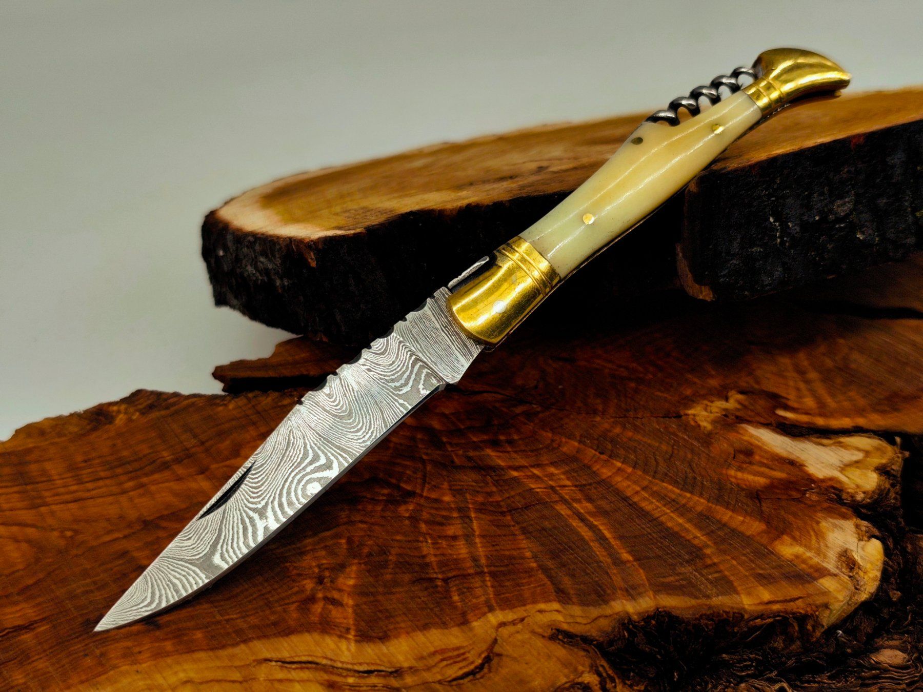Accessori: Laguiole Damast Messer Klappmesser echtes Damastmesser – Nuovo e nell'imballaggio originale da Arlesheim venduto da Premius_1 1