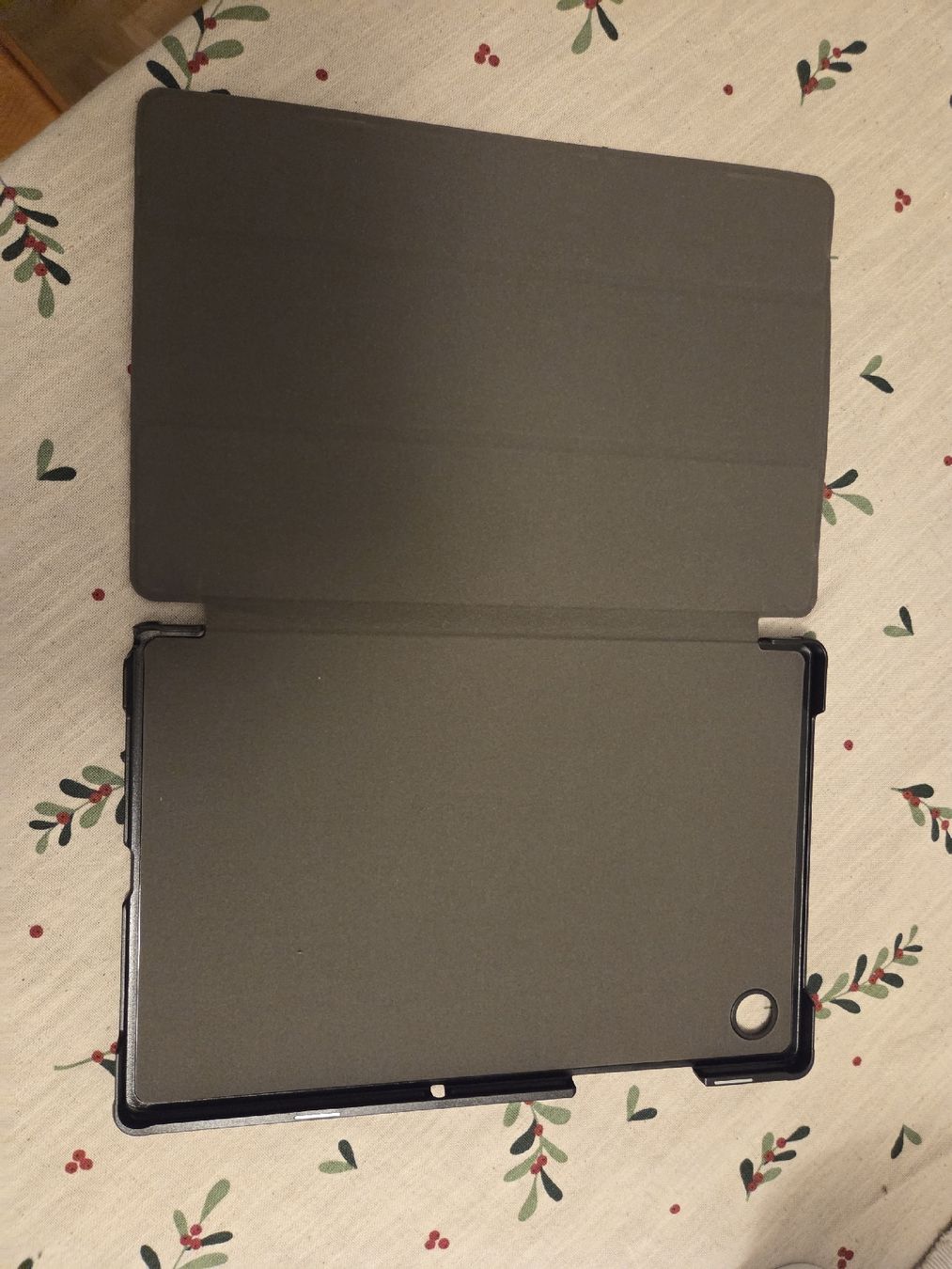 Covers & Taschen: samsung galaxy tab A8 case – Gebraucht aus La Tour-de-Peilz von GreenThing 1