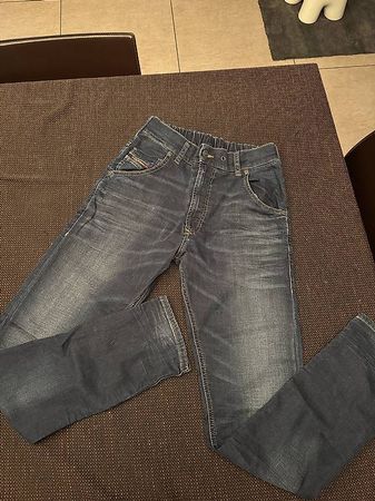 jeans