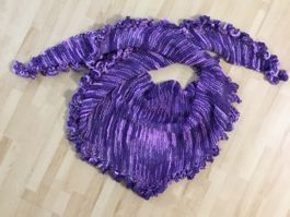 Dreiecktuch/Schal, handgestrickt Farbe Violettetöne, neu