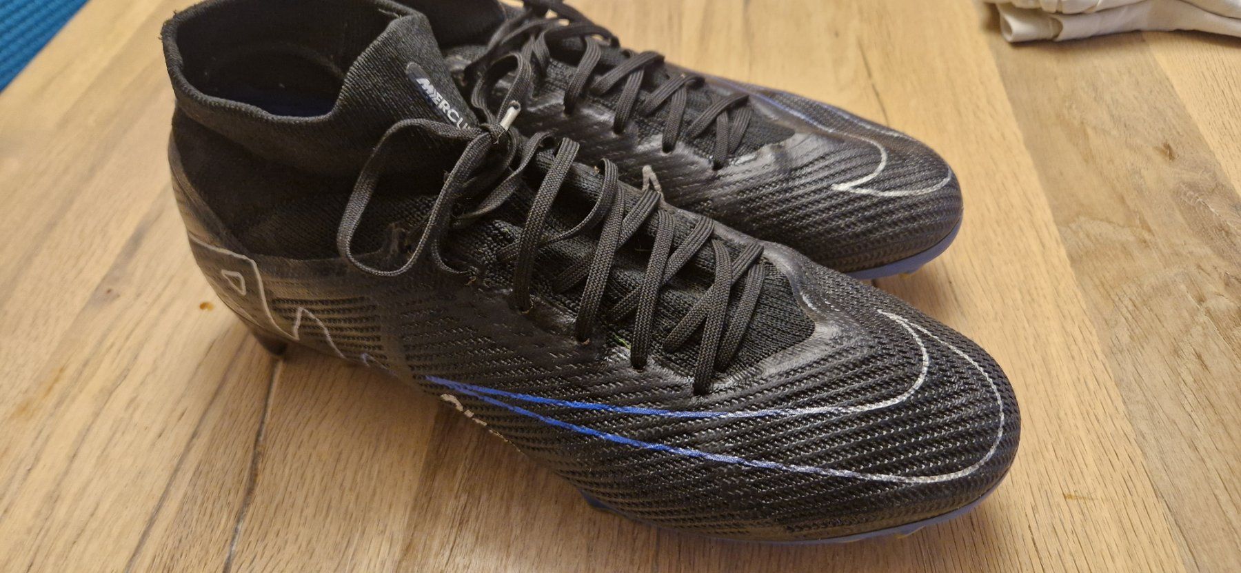Nike Scarpe da uomo: NIKE  Zoom Superfly  PRO FG Gr. 45 – Usato da Hitzkirch venduto da Paedy2