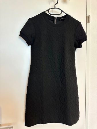 Wunderschönes Strickkleid Zara leichtes Muster -S - wie NEU!