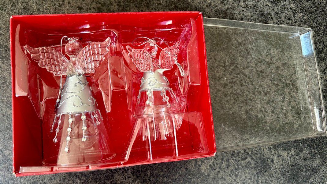 Tutte le decorazioni: Deux anges décoratifs en verre. – Usato da Châtillon JU venduto da laoo 6