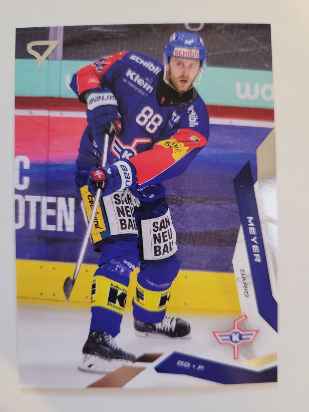 Sportzoo Carte collezionabili: 2025/26 EHC Kloten Dario Meyer base – Usato da Bauma venduto da Yotanke