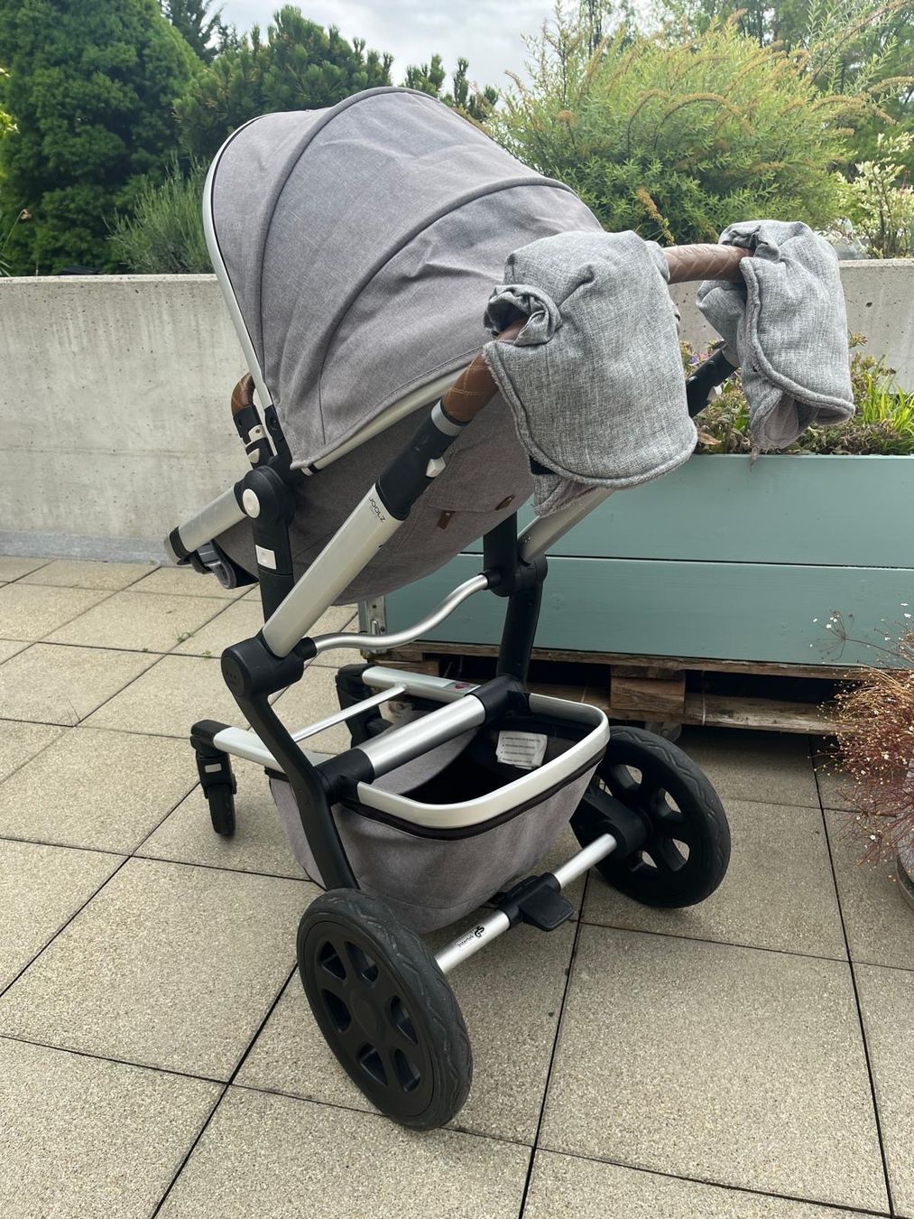 Joolz Carrozzine: Kinderwagen - Joolz Day 3 Studio - Amazing Grey – Usato da Sissach venduto da Roby_85 4