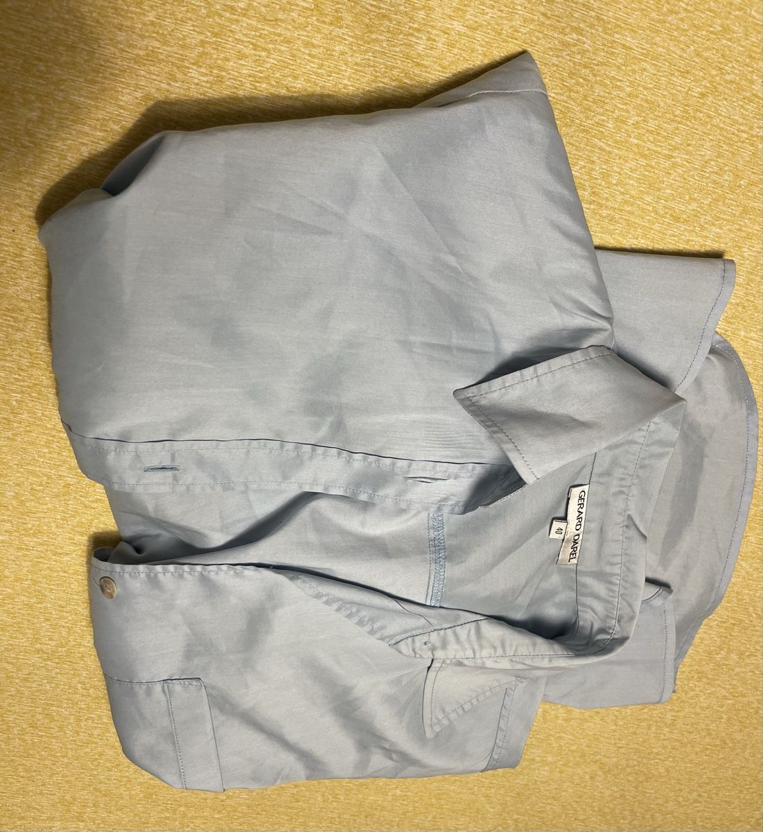 Gérard Darel Camicette: Gerard Darel camicia di cotone satinato azzurro tg. 40, – Nuovo (secondo la descrizione) da Gordevio venduto da LanaZimm 9