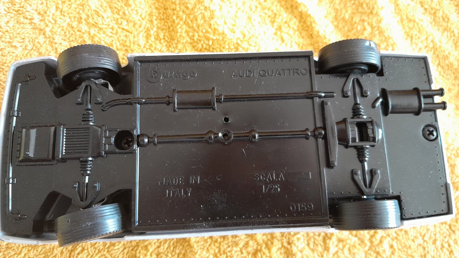 Bburago Modellini d'auto: Burago Audi Quattro 1:25 – Usato da Tafers venduto da Fbrh 4