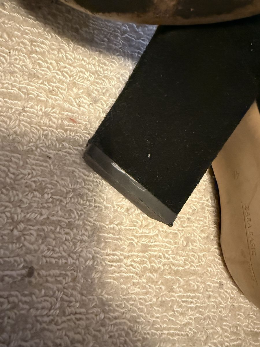 Zara Scarpe da donna: Zara Basic Wildlederstiefel, Schwarz, Grösse 41 – Usato da Zürich venduto da dun_k7s7 4