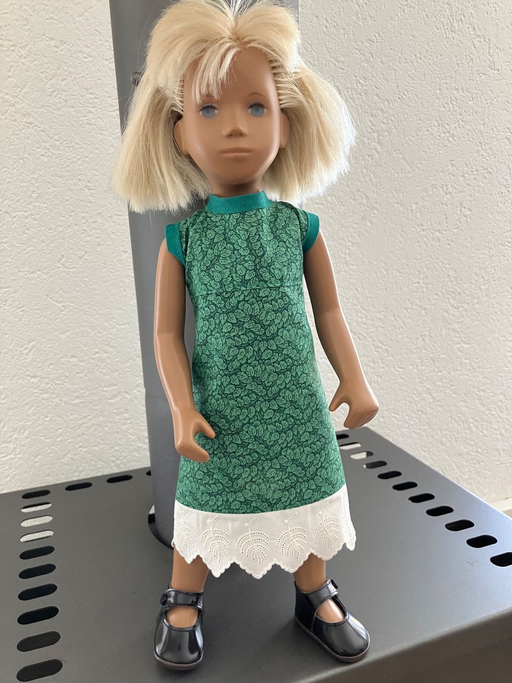 Bambole: Sasha Puppenkleid – Nuovo (secondo la descrizione) da Arch venduto da Hexenbesen17 1