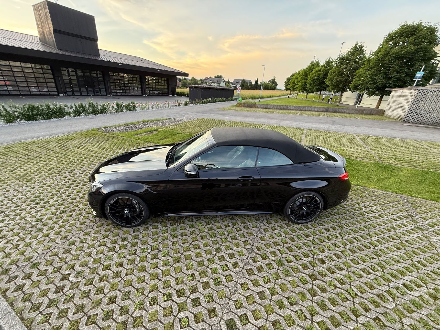 Mercedes-Benz Automobili: Mercedes-Benz C63 AMG Cabriolet – Nuovo (secondo la descrizione) da Kriens venduto da Ciic17 9