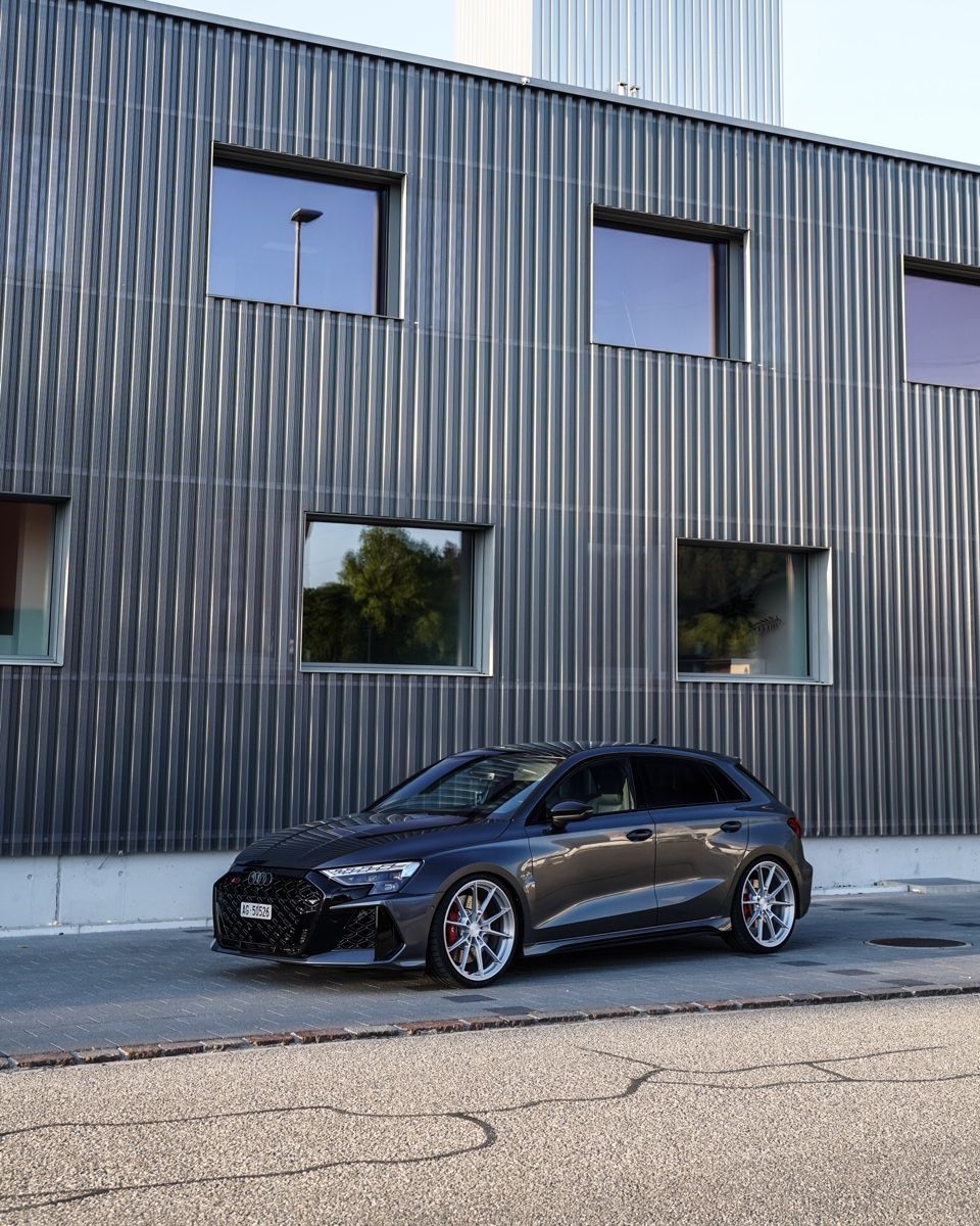 Audi Cerchioni: AUDI RS3 8Y Sommerfelgen – Nuovo e nell'imballaggio originale da Oberentfelden venduto da Snickers99 3