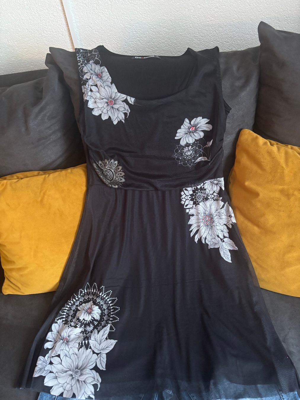 Desigual Vestiti: DESIGUAL Kleid neuwertig – Nuovo (secondo la descrizione) da Merishausen venduto da yourdream 3
