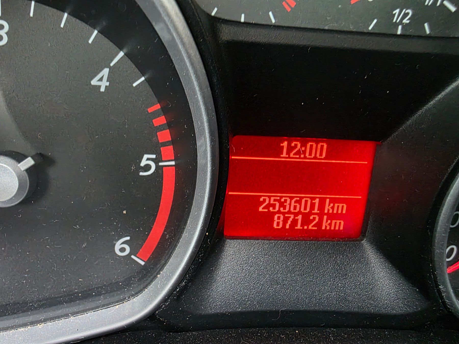 Ford Automobili: Ford s-max 2.0tdci – Usato da staffelbach venduto da del_gj7b 5