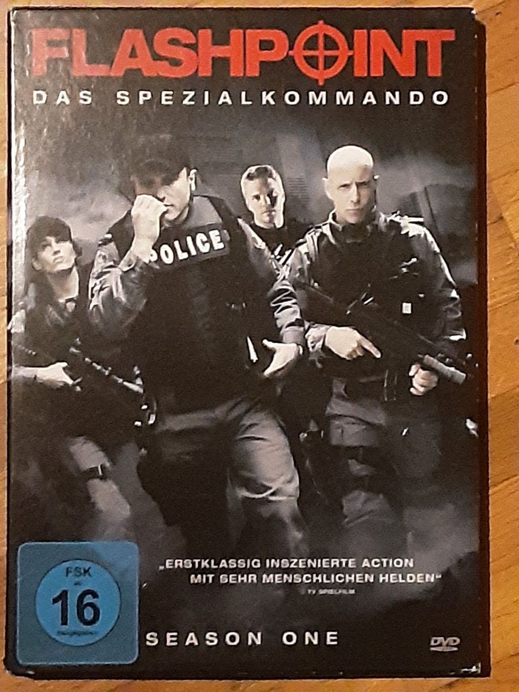 Tutti i DVDs: Flashpoint - Das Spezialkommando - Staffel 1 & 5 – Usato da Wallisellen venduto da Sawr