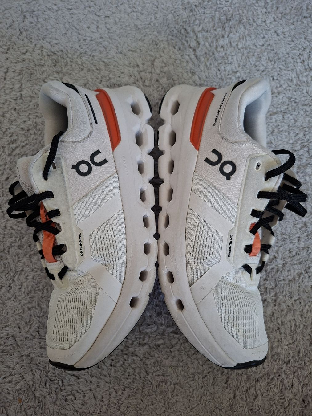 On Scarpe da uomo: Chaussures On Running Cloudrunner blanc orange taille 40 – Usato da Renens VD venduto da ser_j2fn 7