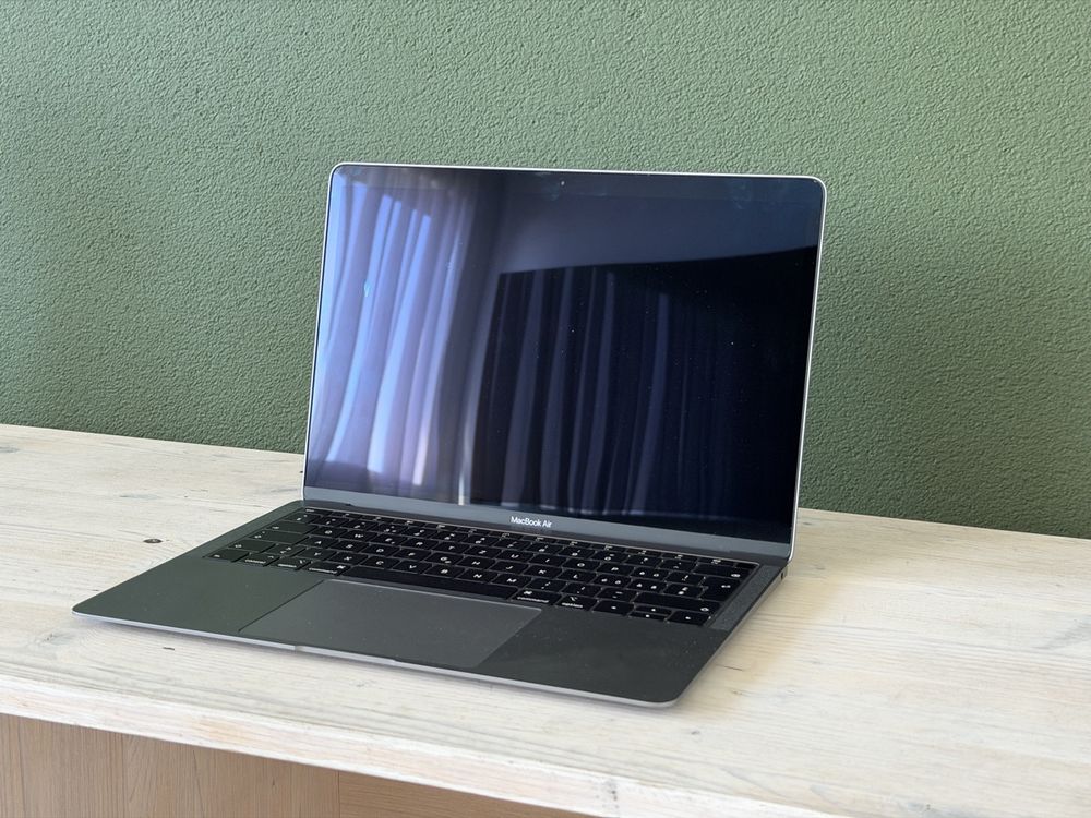 Apple MacBook Air (defekt) (Defekt) in Pfäffikon SZ für CHF 1 – nur ...