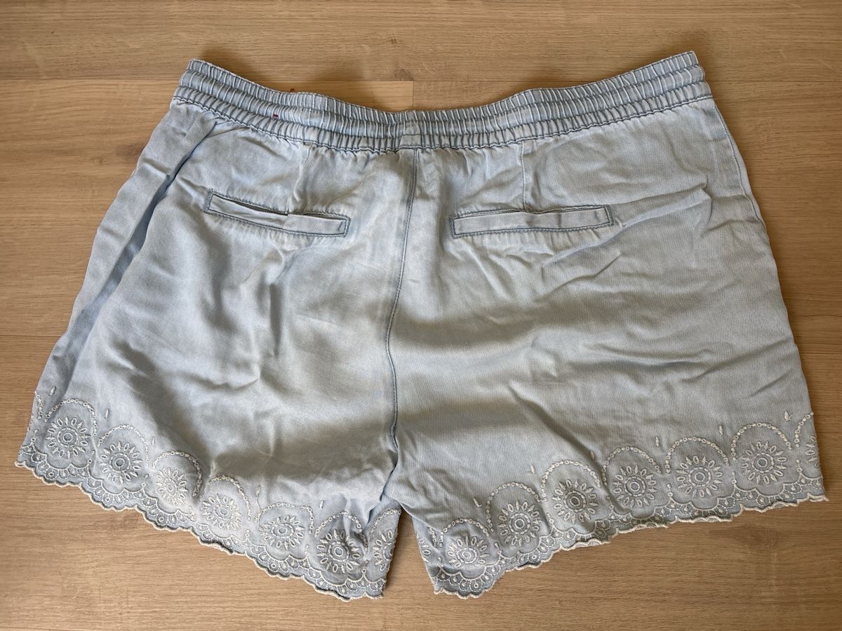 S.Oliver Pantaloni: Leichte Jeansshort gr 42 – Usato da Benken ZH venduto da m1310 1