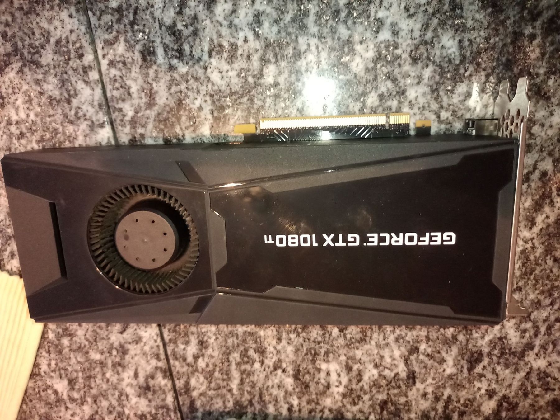 Schede grafiche: PNY GeForce GTX 1080 Ti mit OVP – Usato da Buchs AG venduto da SellAndBuyX 3