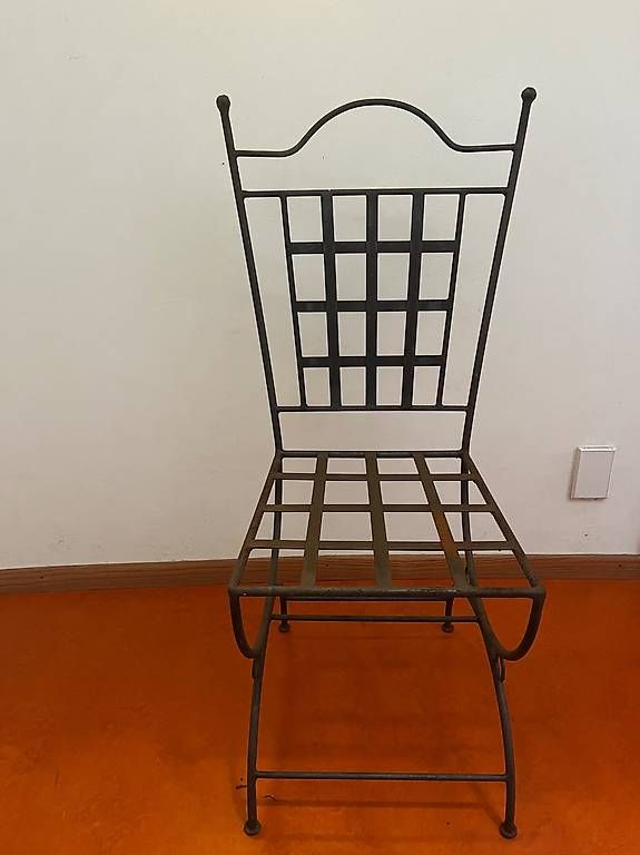 Sedie: 4 individuelle Eisen-Gartenstühle mit Sitz-Kissen – Usato da Chur venduto da manu_ursi 1