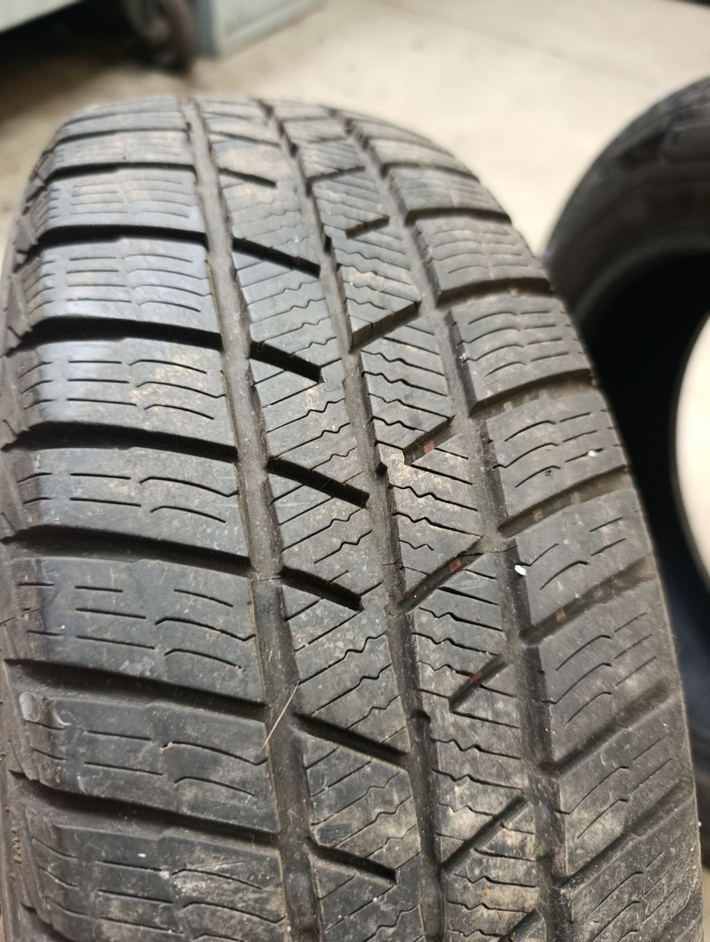 Pneus & Kompletträder: 175/65R14 Barum  – Gebraucht aus Kerzers von Hemingway_Motors 4