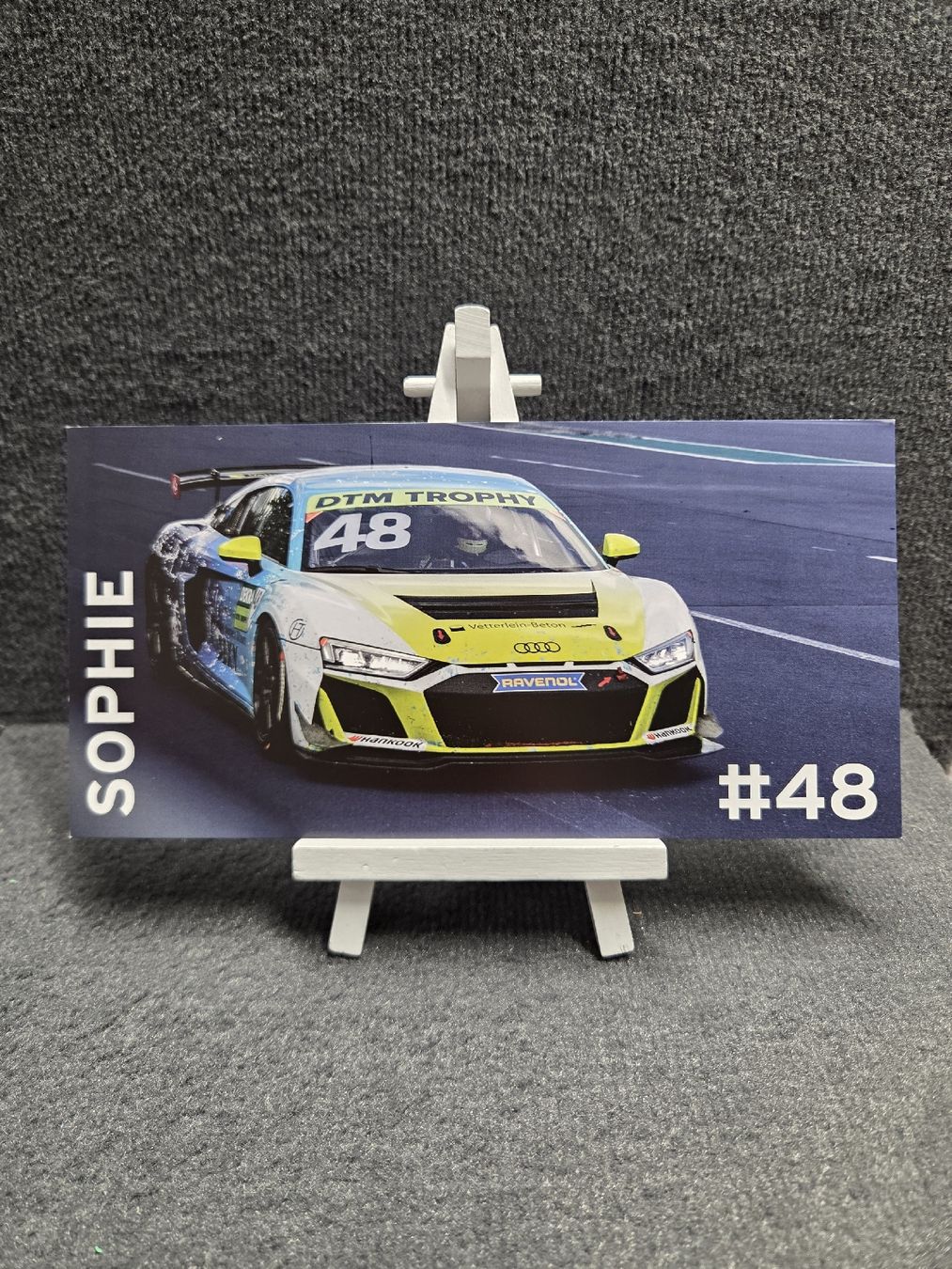 Autographes: DTM  Trophy 2022 Sophie Hofmann – D'occasion à Wetzikon ZH par AmacherM 1