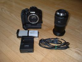Canon EOS 550 D Body, Akkugriff +Tokina Objektiv als Beigabe