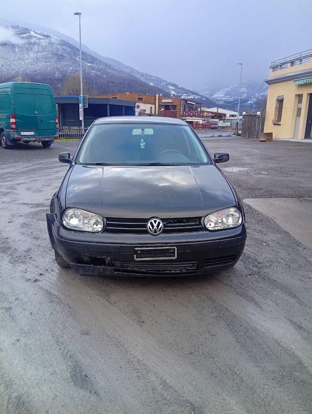 VW Automobili: Golf 4 2001 – Usato da Savièse venduto da mav_clc7 3