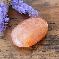 ✲ Feuerquarz Hämatit Handschmeichler ✲ 93g /62mm Palm Stone
