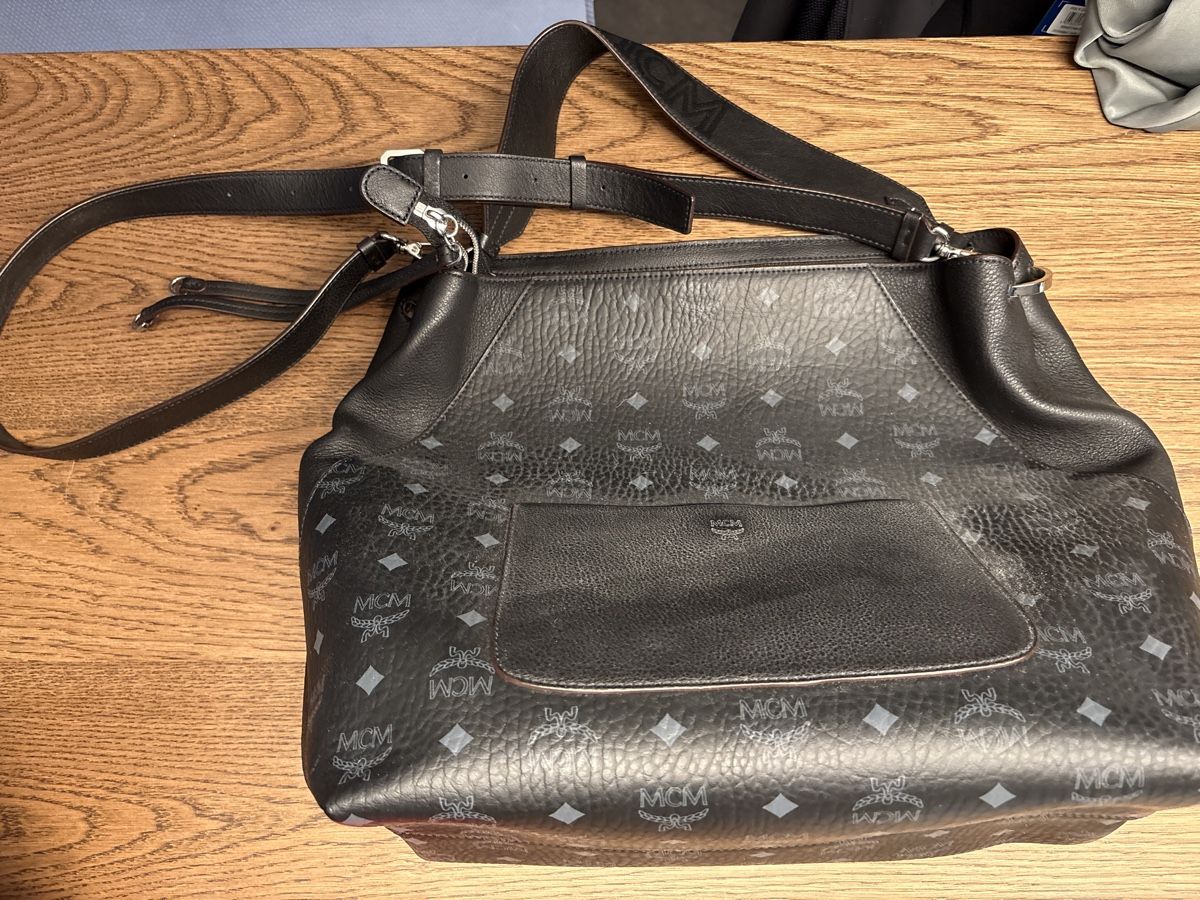 Mcm Borse da donna: MCM Hand/Umhängetasche – Nuovo (secondo la descrizione) da Ballwil venduto da cin_v2ym 1