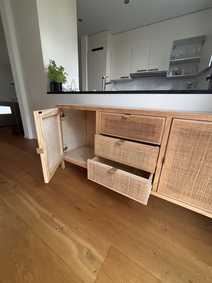 Commodes: Rattan Kommode Sideboard Echtholz – D'occasion à Kreuzlingen par leo_c9x2 4