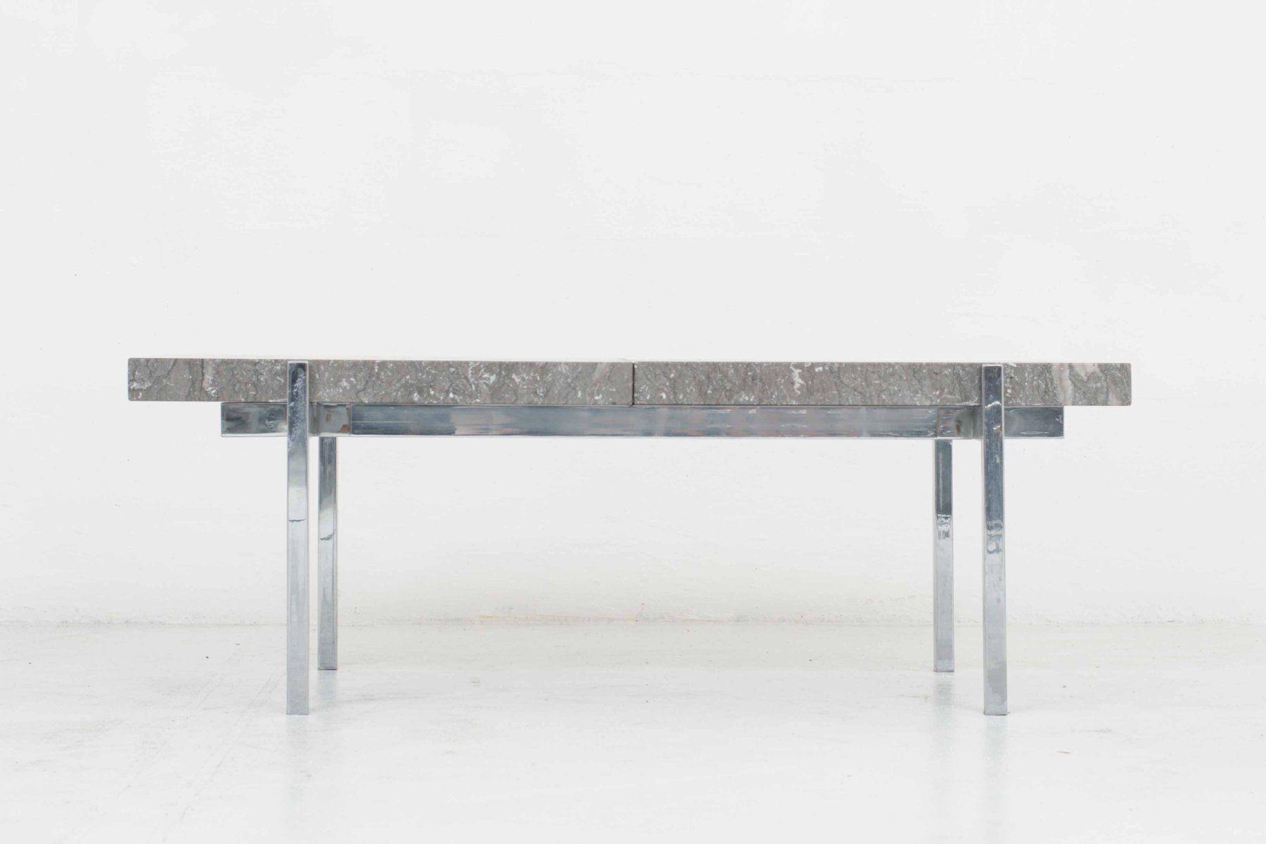 Tavoli: Eleganter Couchtisch aus Marmor – Usato da Zürich venduto da STUZH38 2
